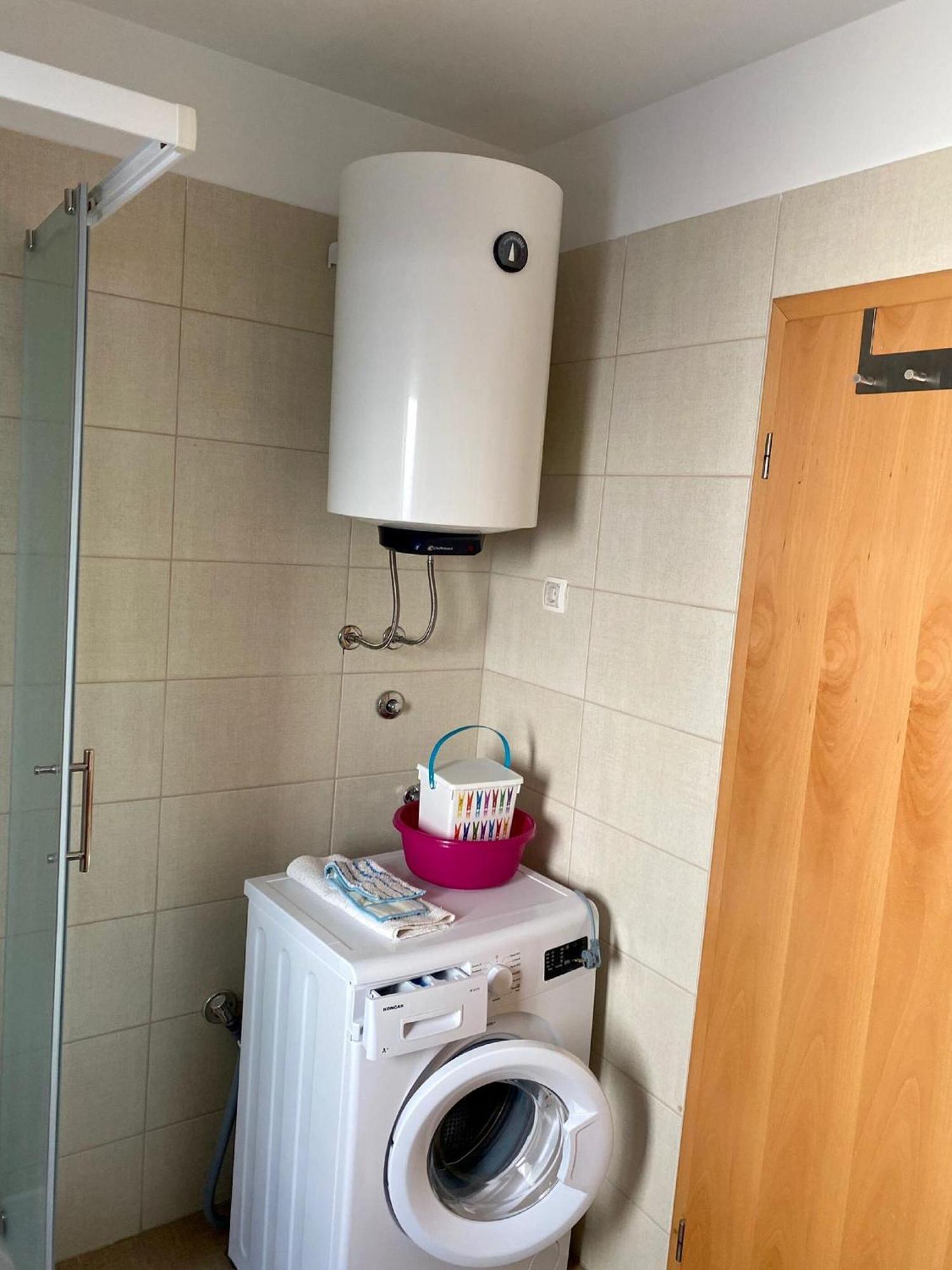 ביוגראד נה מורו Apartment Adria מראה חיצוני תמונה